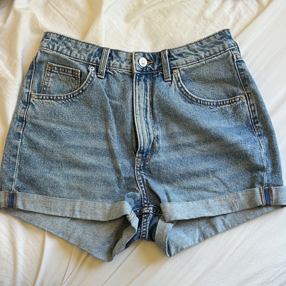 Blue H&M divided shorts
